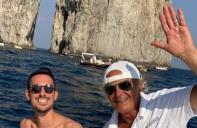 Capri from Naples: Includes Hydrofoil and Boat Tour of the Island with stop at Blue Grotto
